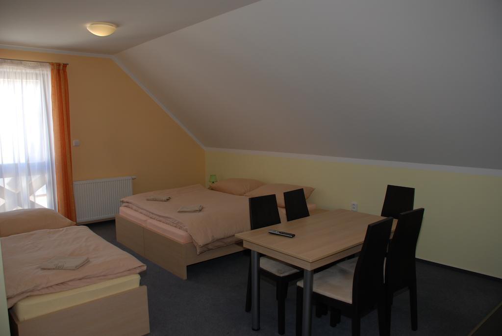 Apartmany Sport With Garage Rokytnice nad Jizerou Pokoj fotografie